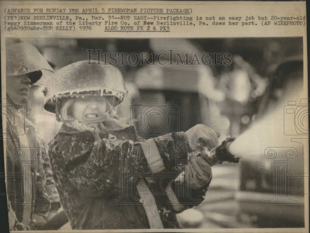 1981 Press Photo Woman Female Human Child Adolescent