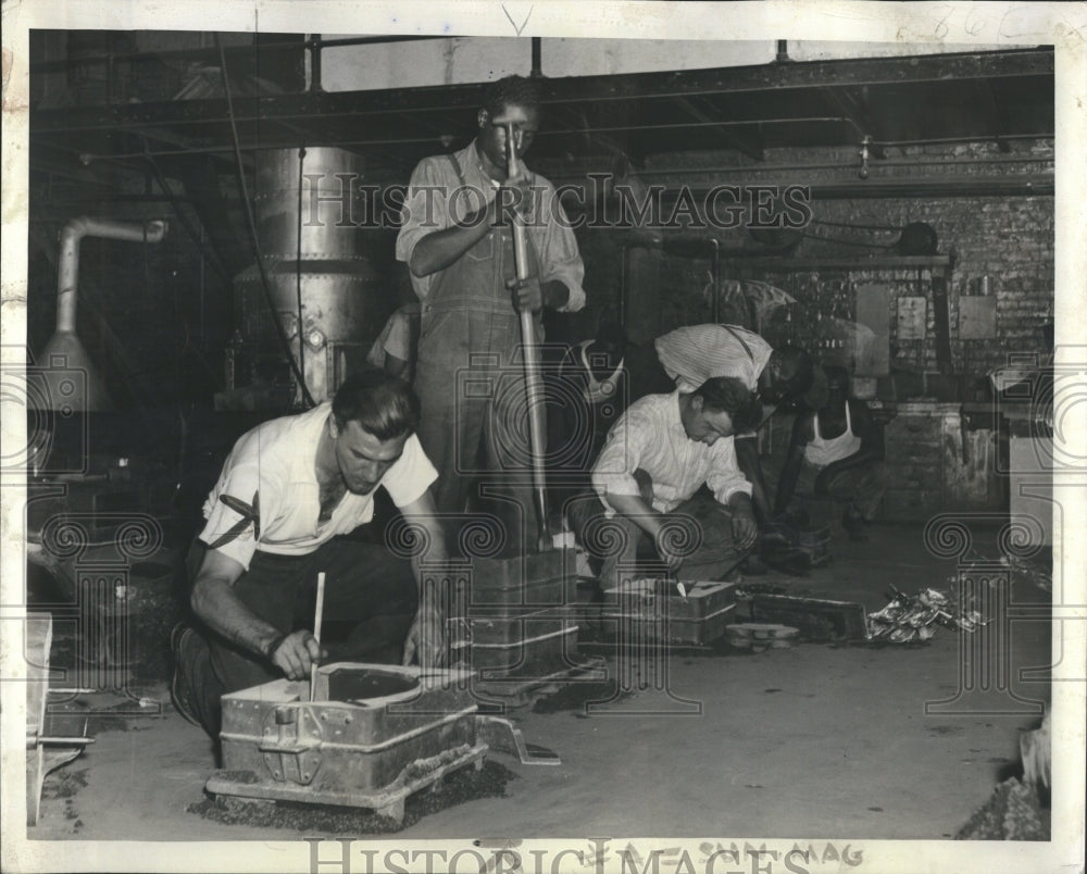 1940 Press Photo Work Progress Project Labour