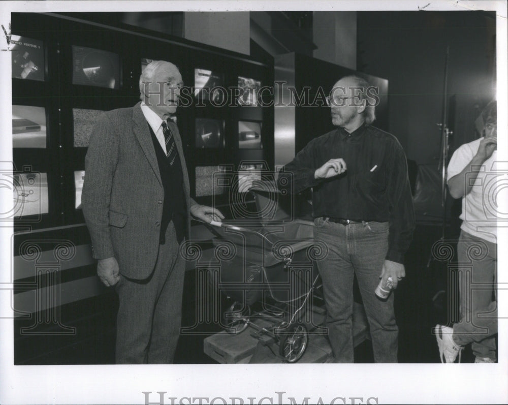 1990 Press Photo British Actor Desmond Liwelyn Bob Dyke