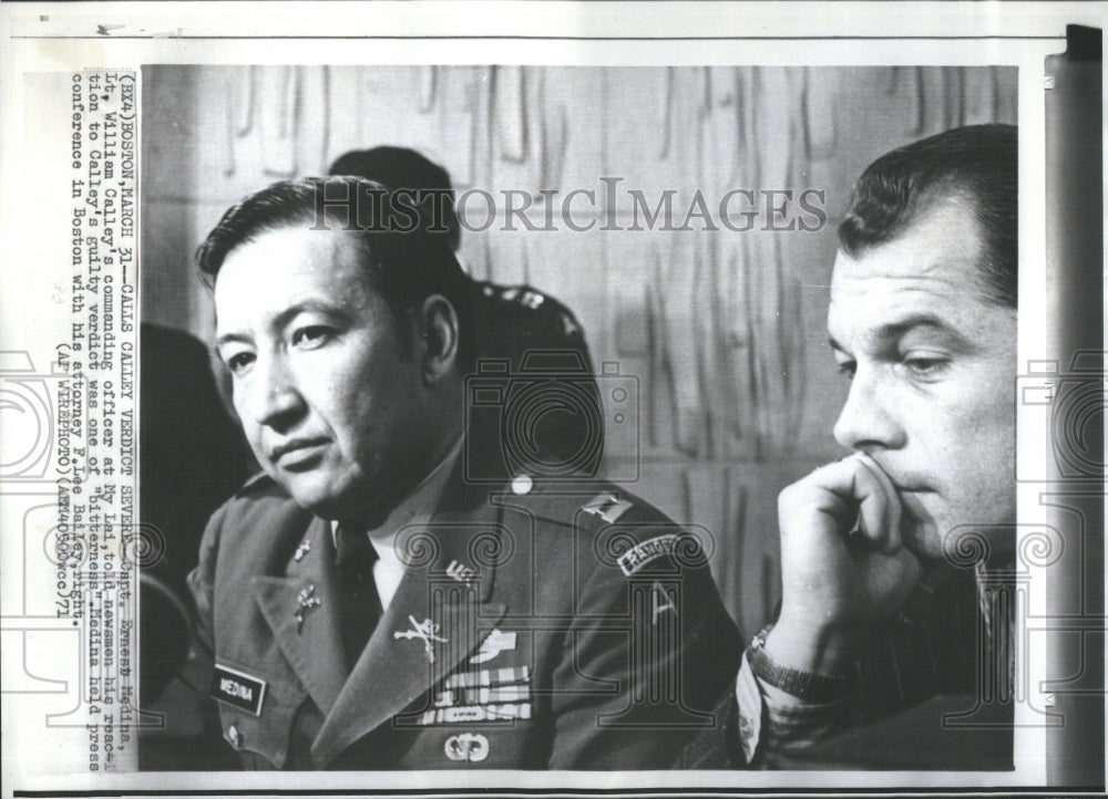 1971 Press Photo Capt Ernesh Medina Lt William Calleys