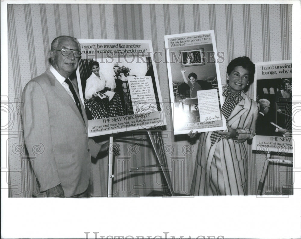 Press Photo New York Harley Street Person Officials