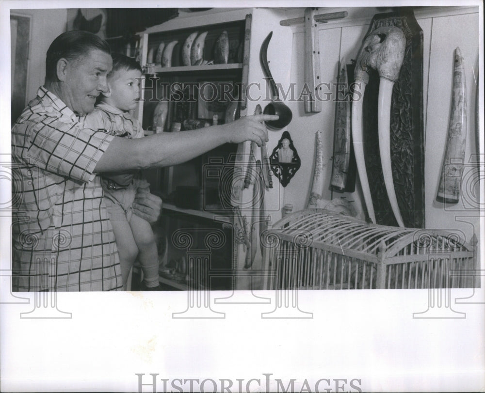 1956 Press Photo Scrimshaw