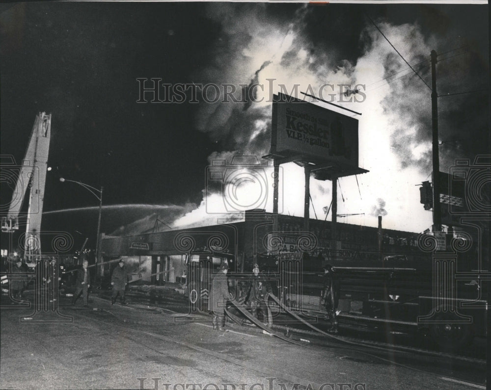 1973 Press Photo Smoke and flames reach high fire