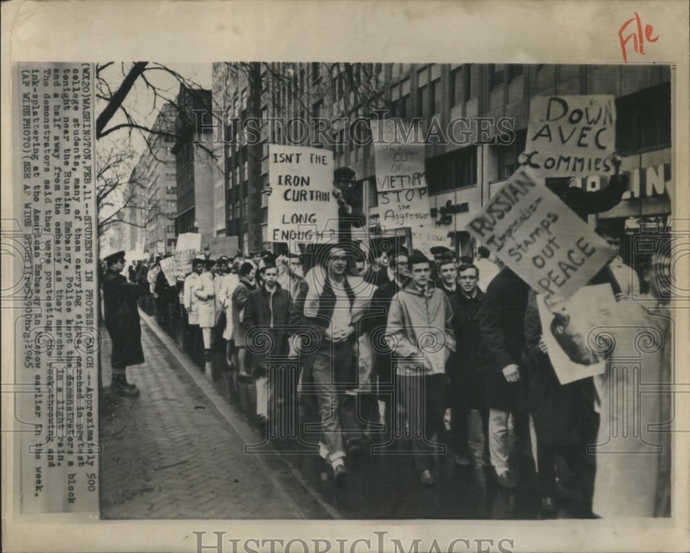 1965 Press Photo Students in Protest March