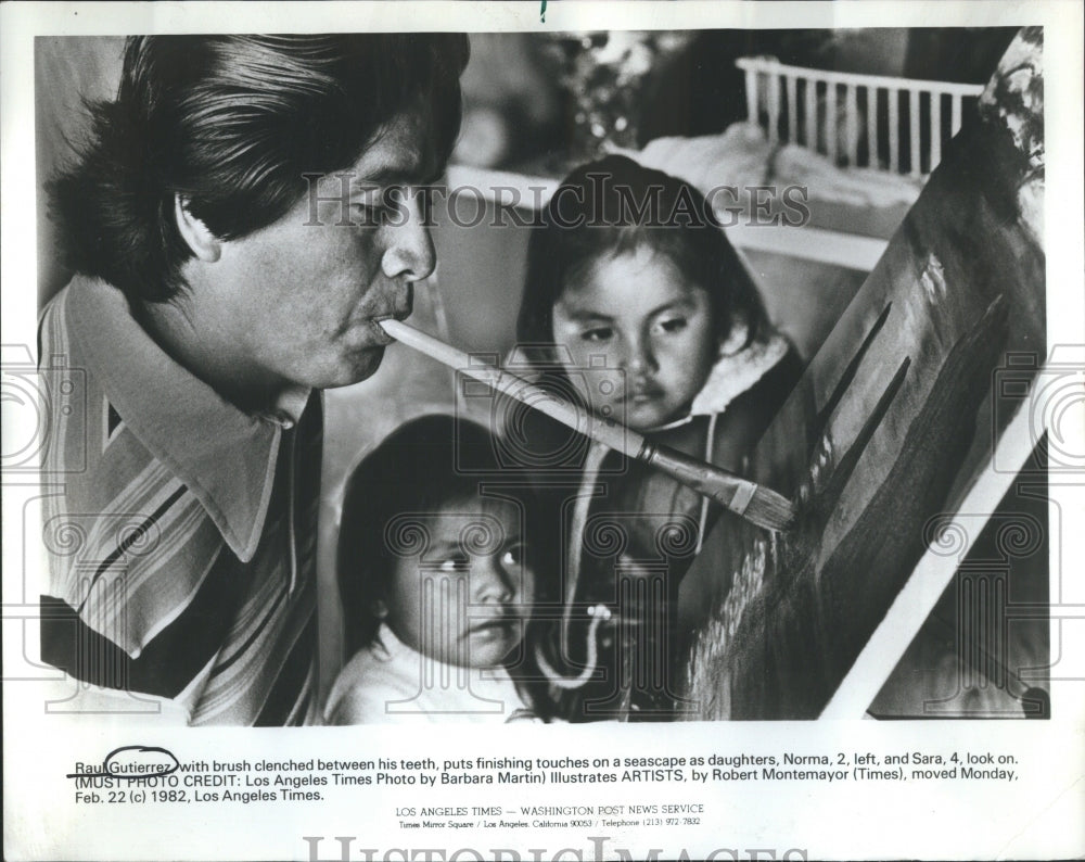 1982 Press Photo Raul Gutierrez Brush teeth Norma Sara