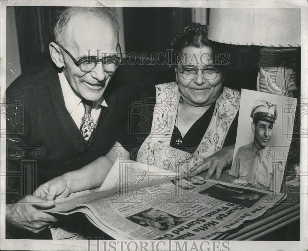 1953 Press Photo A.F. Reserve Officer