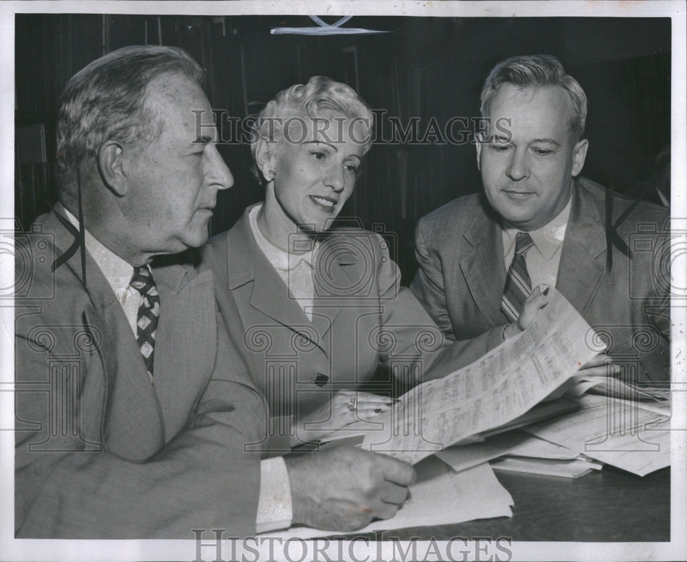 1954 Press Photo Myers German Physician English