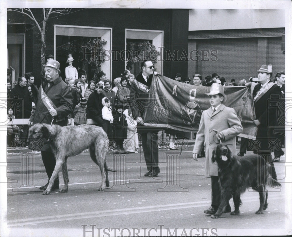 1969 Press Photo Saint Patrick Day Catholic Church