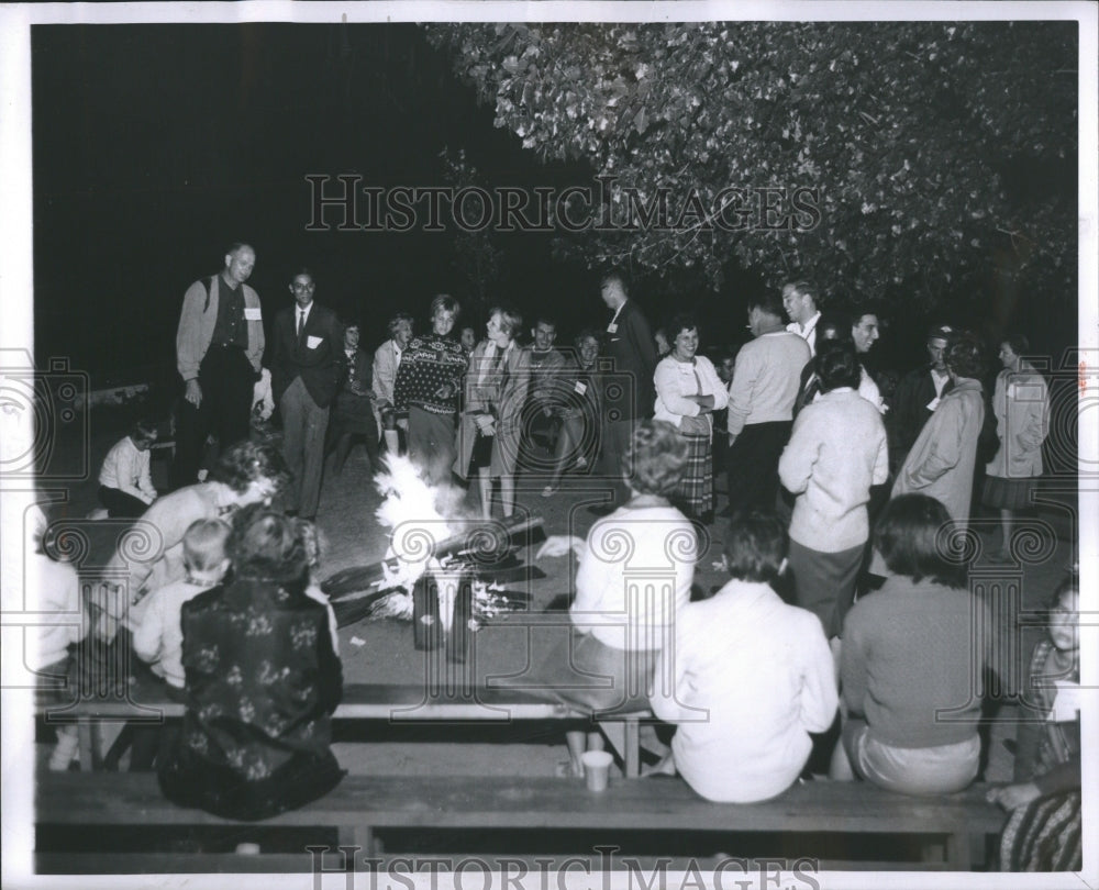 1961 Press Photo Foreign exchange students at bonfire