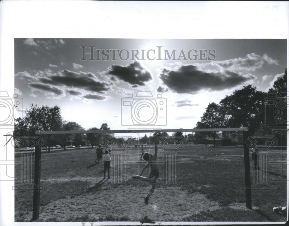 1993 Press Photo Roosenels Park Celebrations Adam