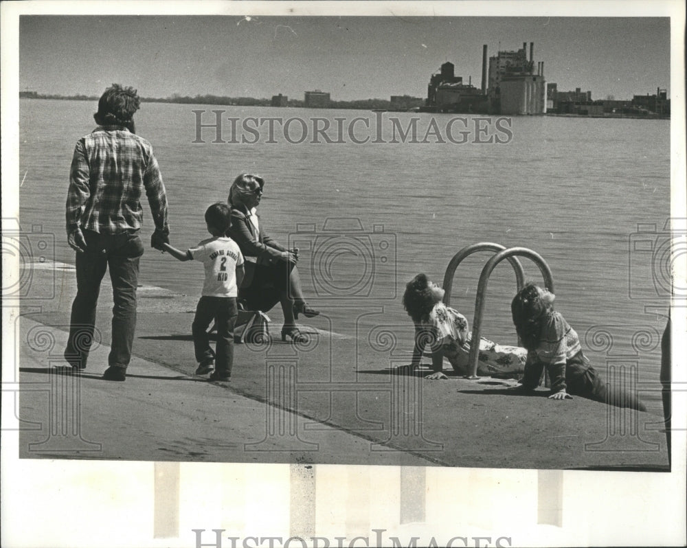 1980 Press Photo John McClane Nakatomi Plaza Terroris