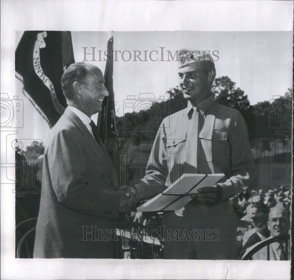 1952 Press Photo Adlai Stevenson Commission Licuntent