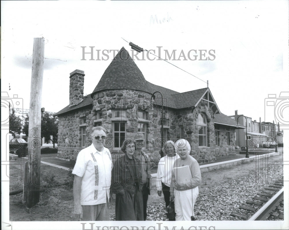 1992 Press Photo Whistler Park Reithmiller Ruth Barred