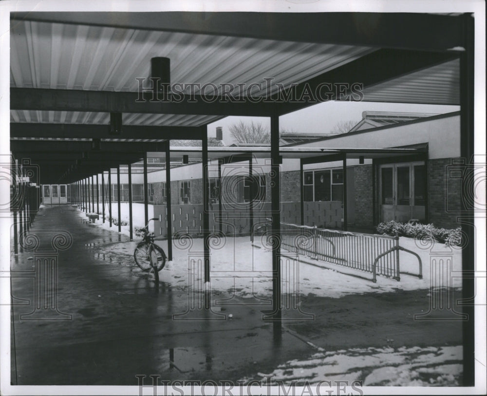 1955 Press Photo Mich Schools Colleges Universitys