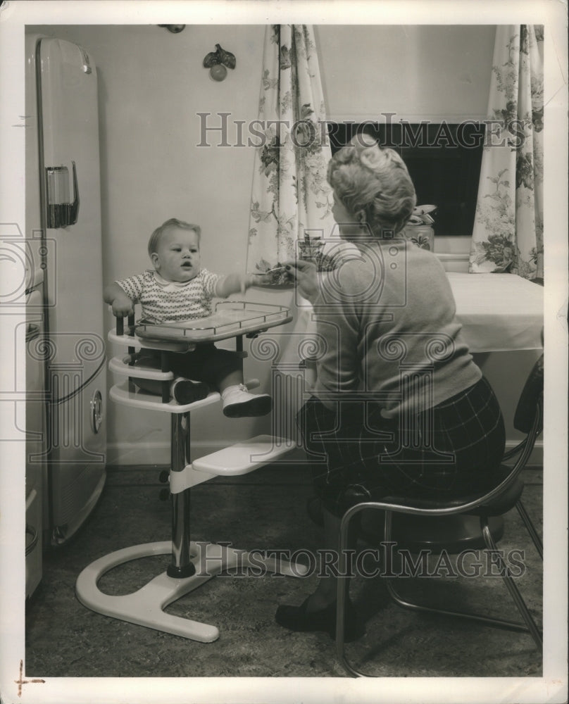 1947 Press Photo Berna Juvenile Products Detroit