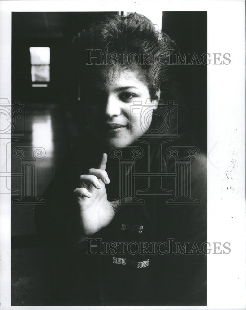 1991 Press Photo Letty Salazar Latin Lady Love Girl