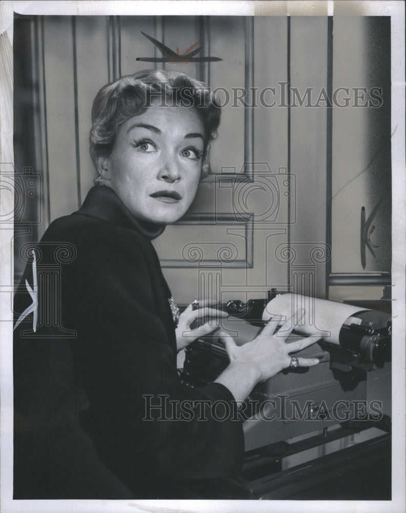 1958 Press Photo Nina Foch