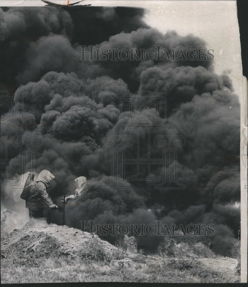 1959 Press Photo Fires Fighting