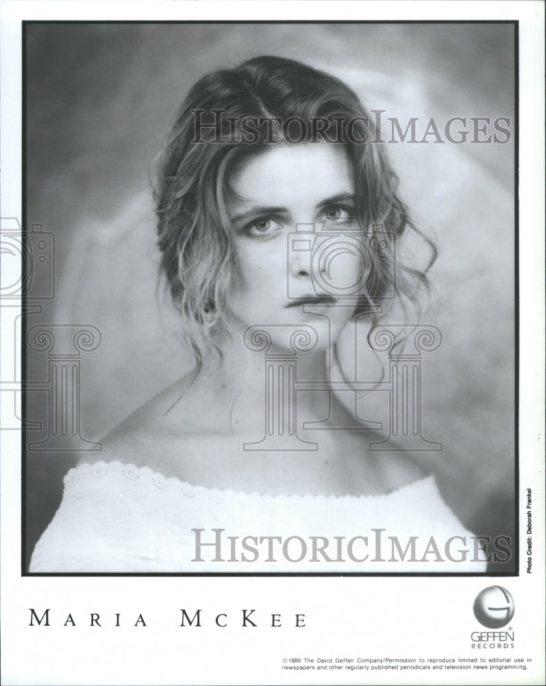 1989 Press Photo Maria Luisa McKee Chart Hit Show Work