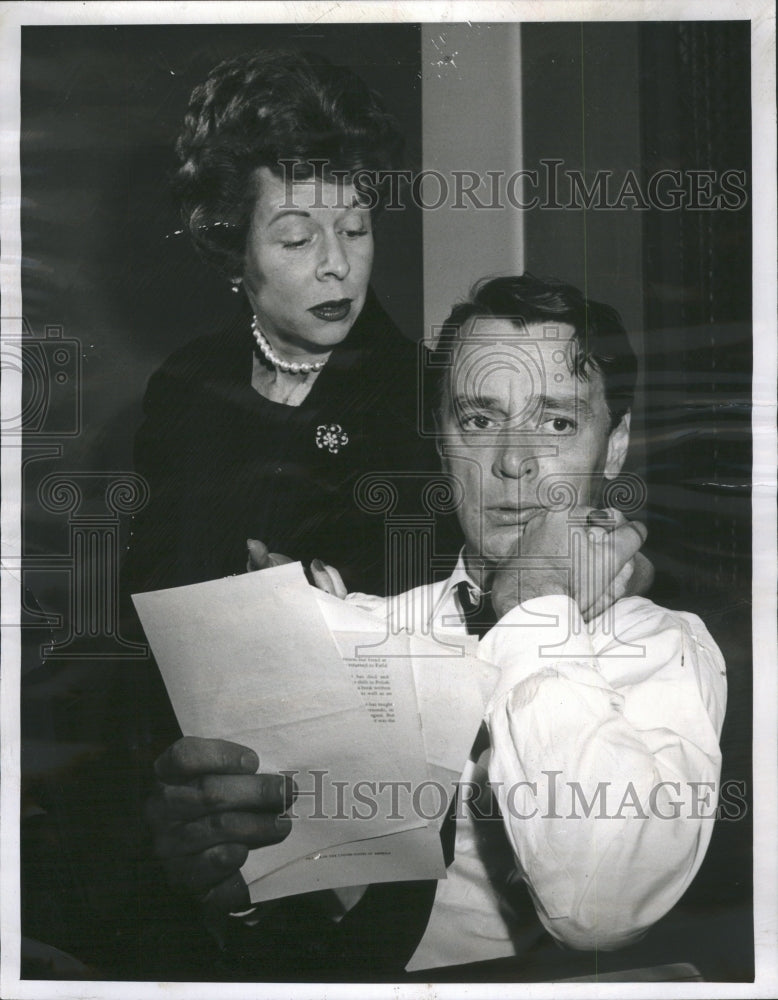 1958 Press Photo Harry Townes Maxine Stuart Trusted Thi