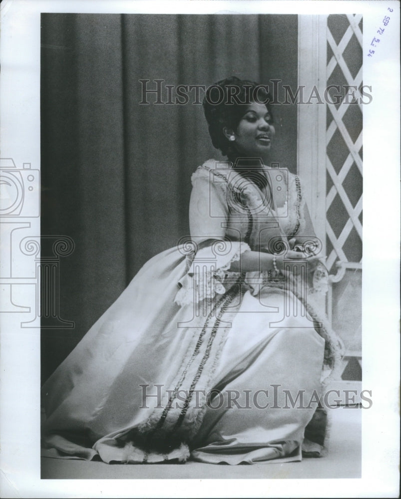 1972 Press Photo Delcina Stevenson American Singer