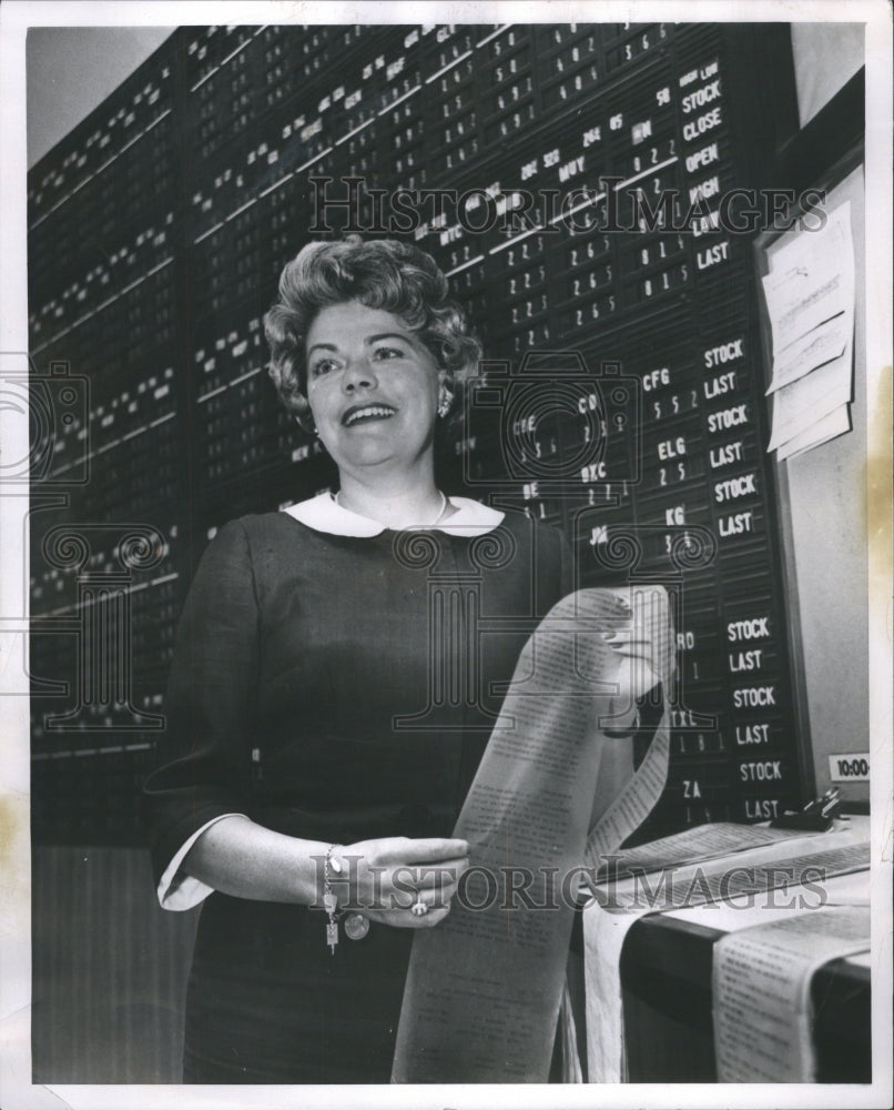 1961 Press Photo Mrs.Dorothy Stimson