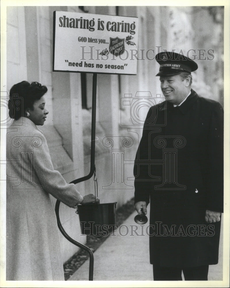 1984 Press Photo Col John Cheyne Salvation Army Centers