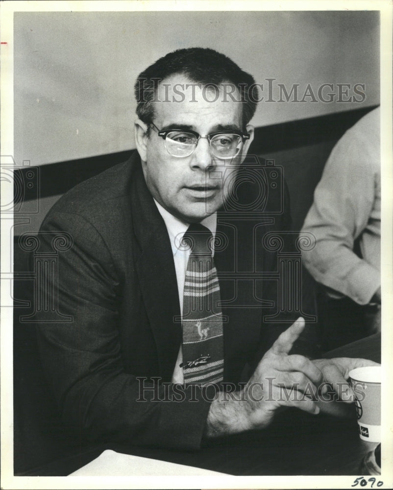 1979 Press Photo Dr Robert L Wick Jr Survivors