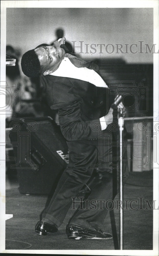 1990 Press Photo Chicago Gospel Festival Walt Whitman