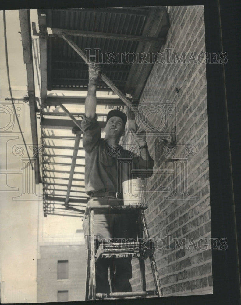 1964 Press Photo Jeese Meloy Fire Escape Amphitheatre