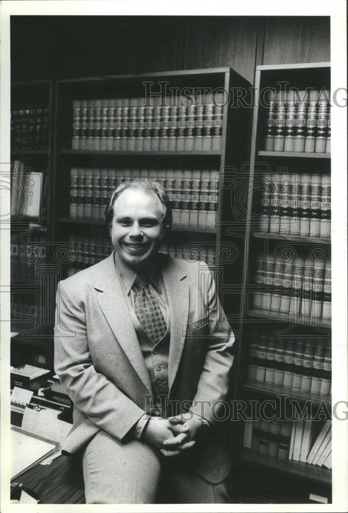 1981 Press Photo So Wilcox Victims Lawbreakers Stop Gil