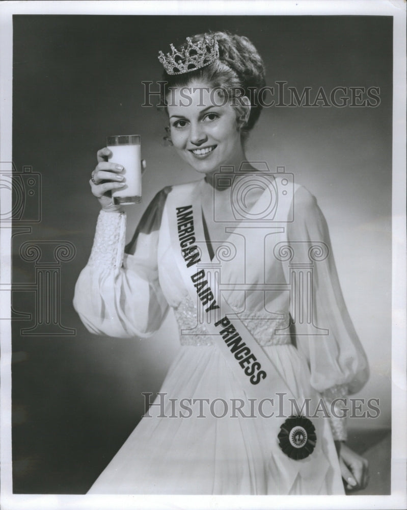 1972 Press Photo American Dairy Princess Cathy Combs