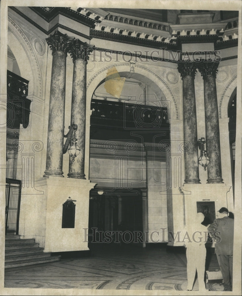 1957 Press Photo Federal Building Show Floors Postel