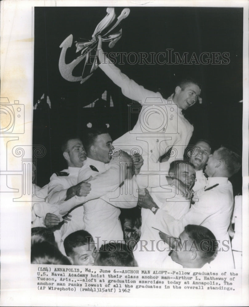 1962 Press Photo Anchor Man Fellow Graduates Naval