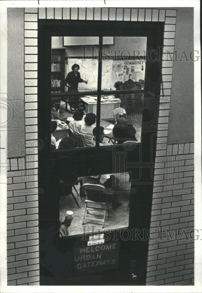 1979 Press Photo Movement Students Teachers Urban