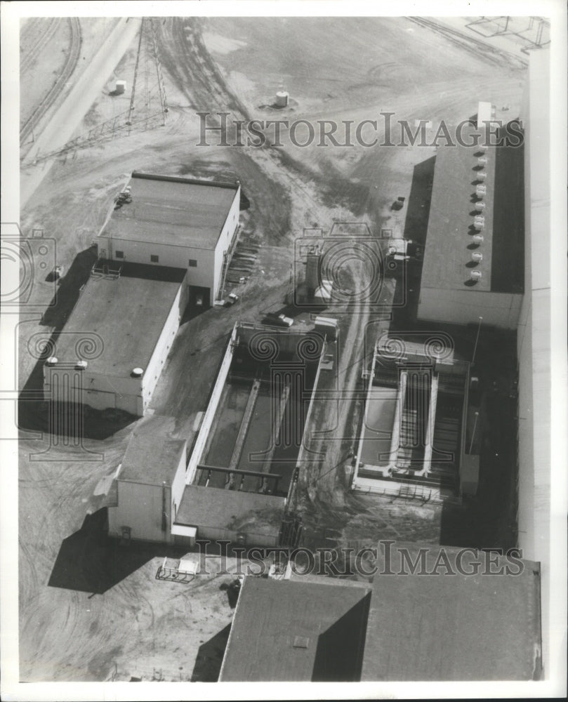 Press Photo Aerial view of processing plant.