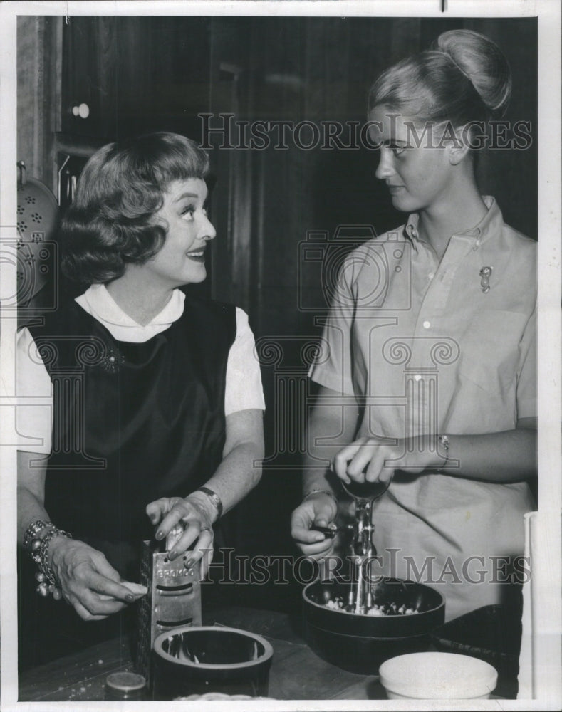 1963 Press Photo Ruth Elizabeth Bette Davis Actress