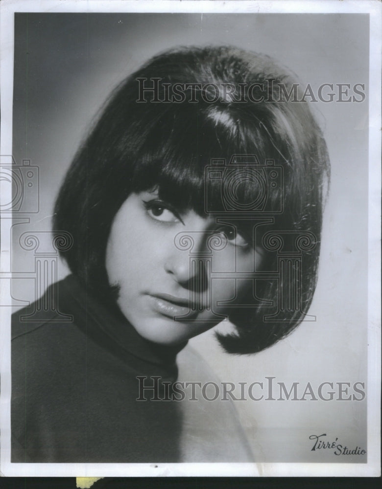 1973 Press Photo Robert Lyricist Composer Singer