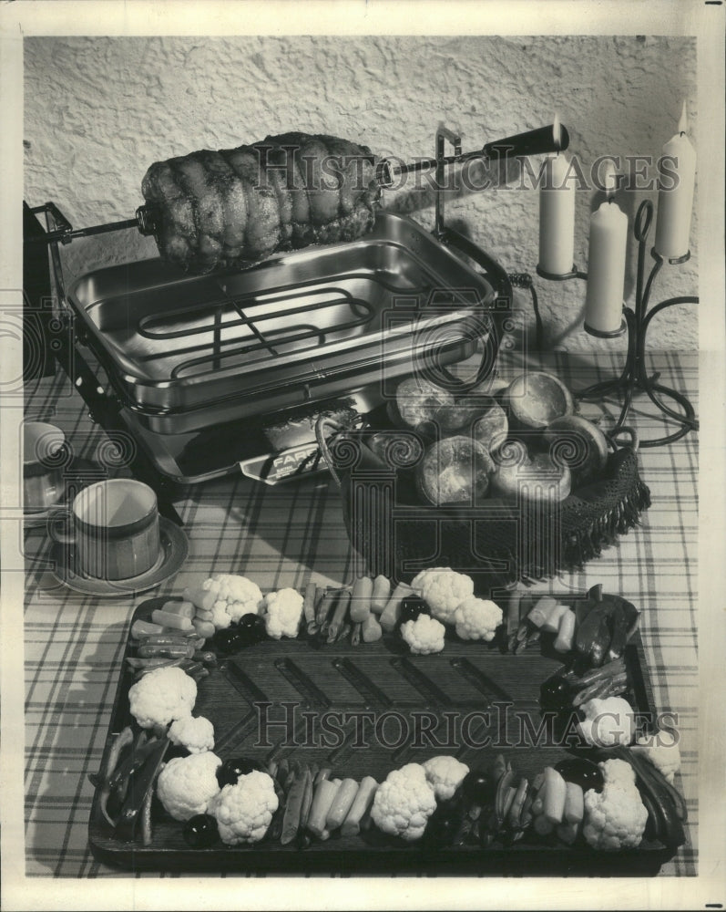 1972 Press Photo Rotisserie