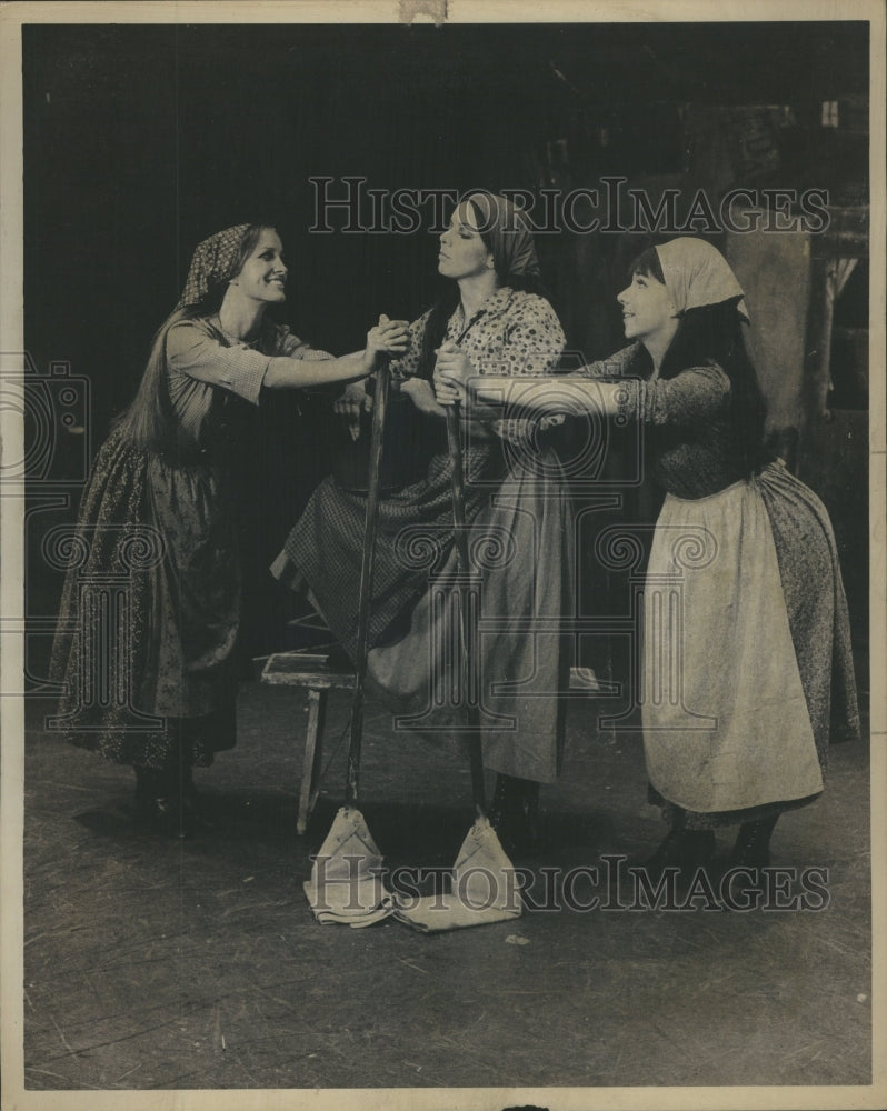 1971 Press Photo Fiddler on the Roof