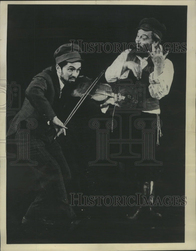 1966 Press Photo Fiddler Roof Film Adaption Musical