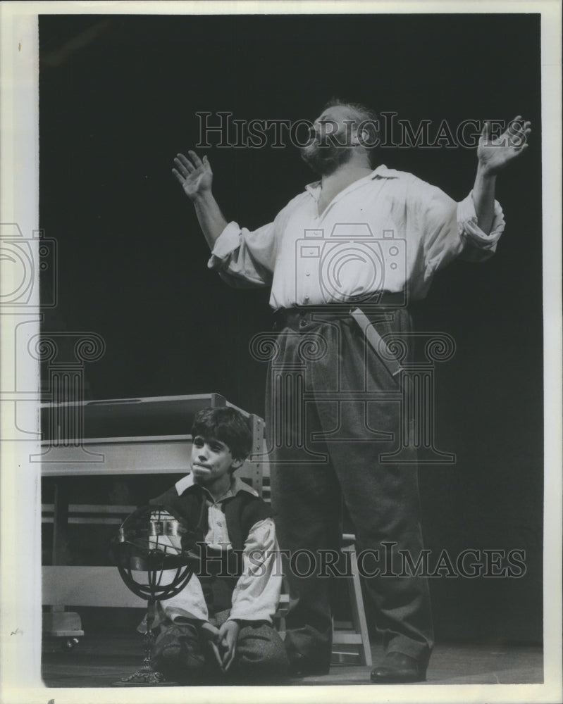 1986 Press Photo Actor Brian Dennehy In Play &quot;Galileo&quot;