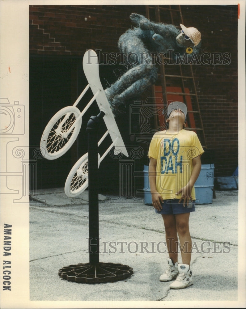 1991 Press Photo Silas Pinto Sculpture Hyde Park Fair