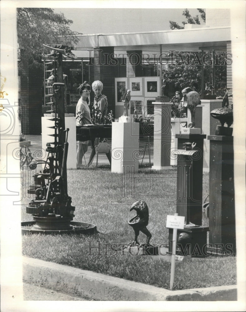 1963 Press Photo Old Orchard Art Festival Chicago