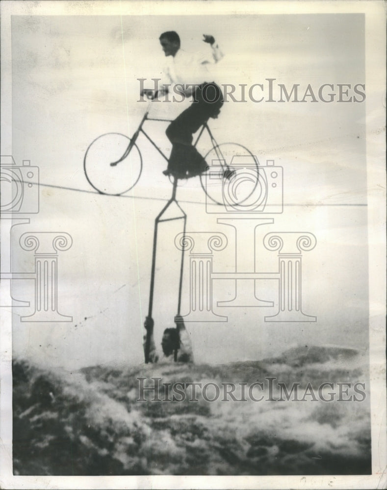 1954 Press Photo Kjell Zetterstrom a high wire team