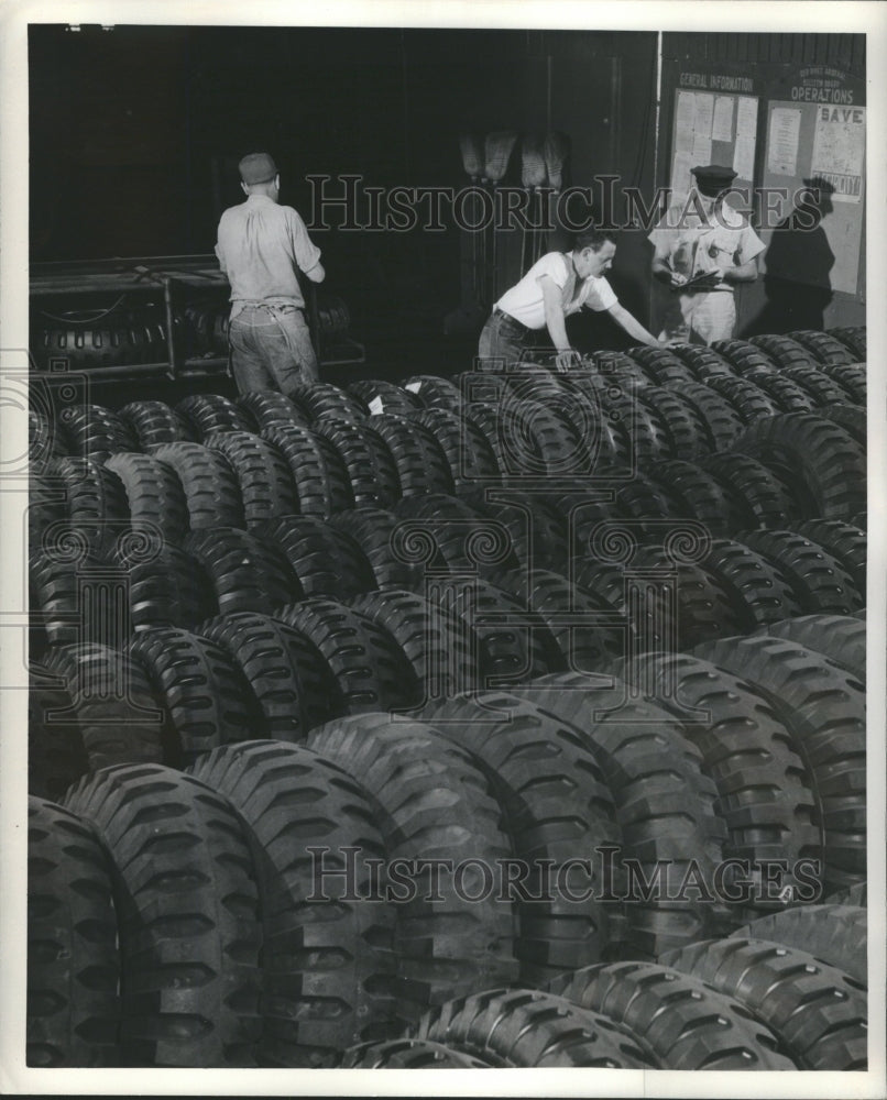 Press Photo A tire performance by providing