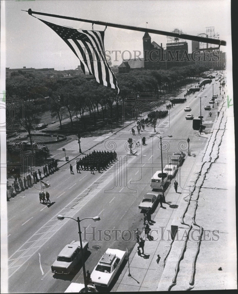 1967 Press Photo ROTC Parade Michigan Avenue Chicago