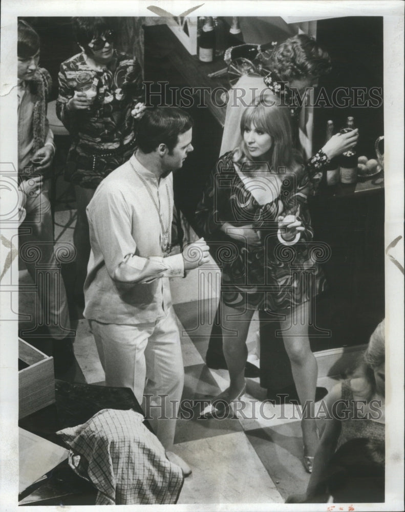 1968 Press Photo Gary Marshal Jenny Till Dance Party TV