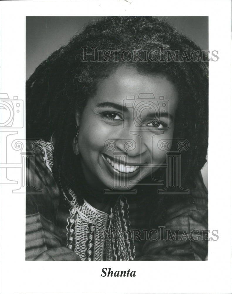 2000 Press Photo Shanta