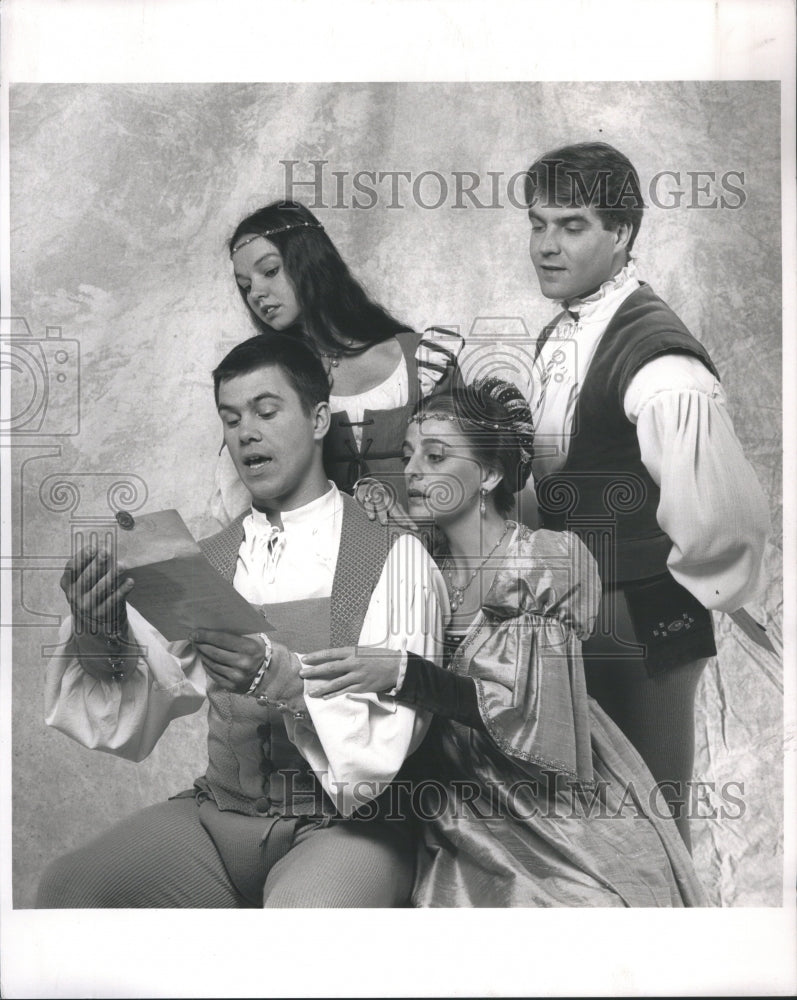 1988 Press Photo Scene From Shakespeare Stratford